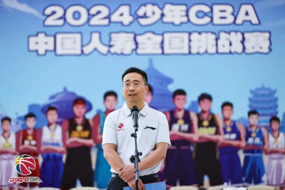 如何通过反馈分析提升篮球战术意识_1